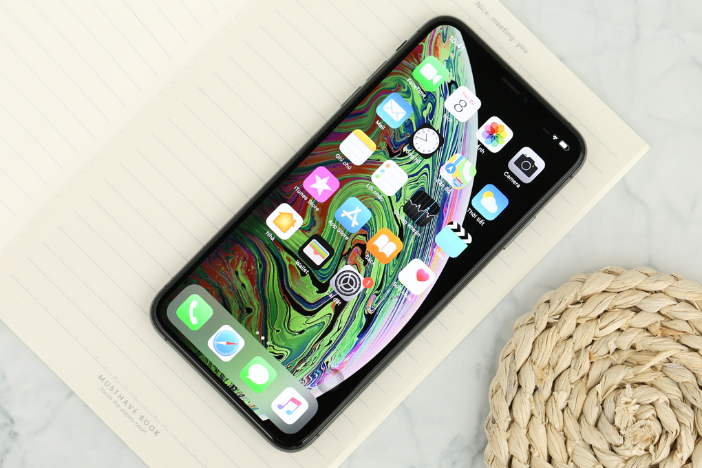 Điện thoại iPhone Xs Max 64GB Màu Xám 99%